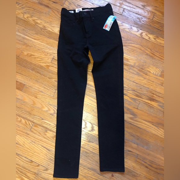 Levi’s 311 size 25/30 BNWT shaping skinny tummy slimming mid-rise - Picture 2 of 5